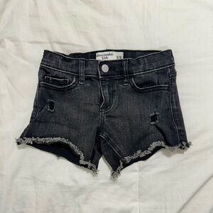 abercrombie kids black frayed denim shorts